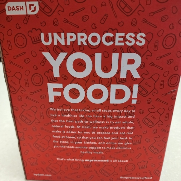 Dash Deluxe 12 Egg Cooker NWT - Picture 5 of 7